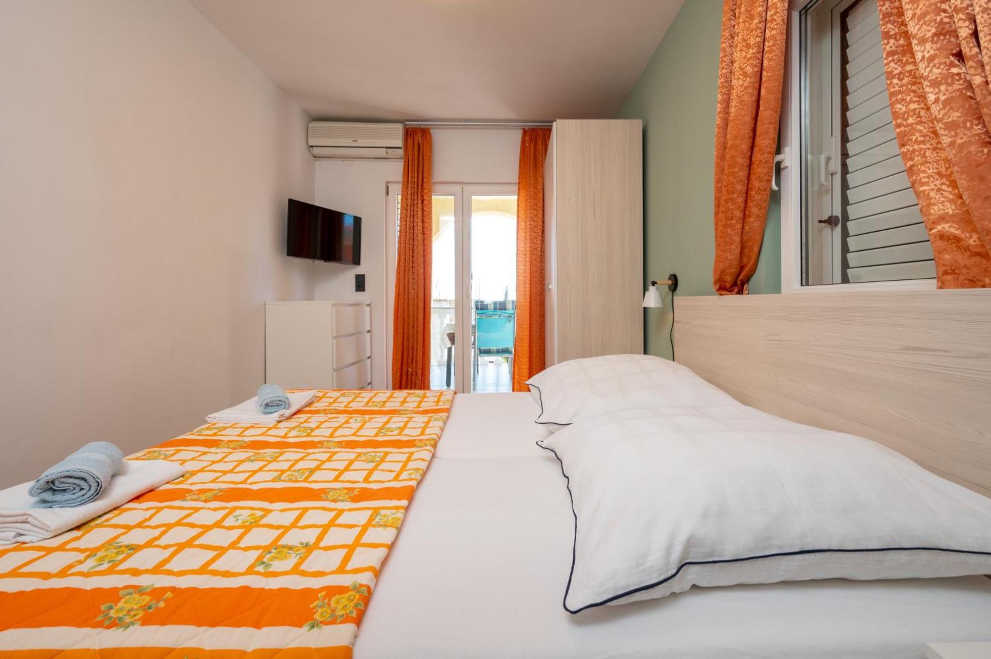 Apartments Zdravko Trogir Exterior foto