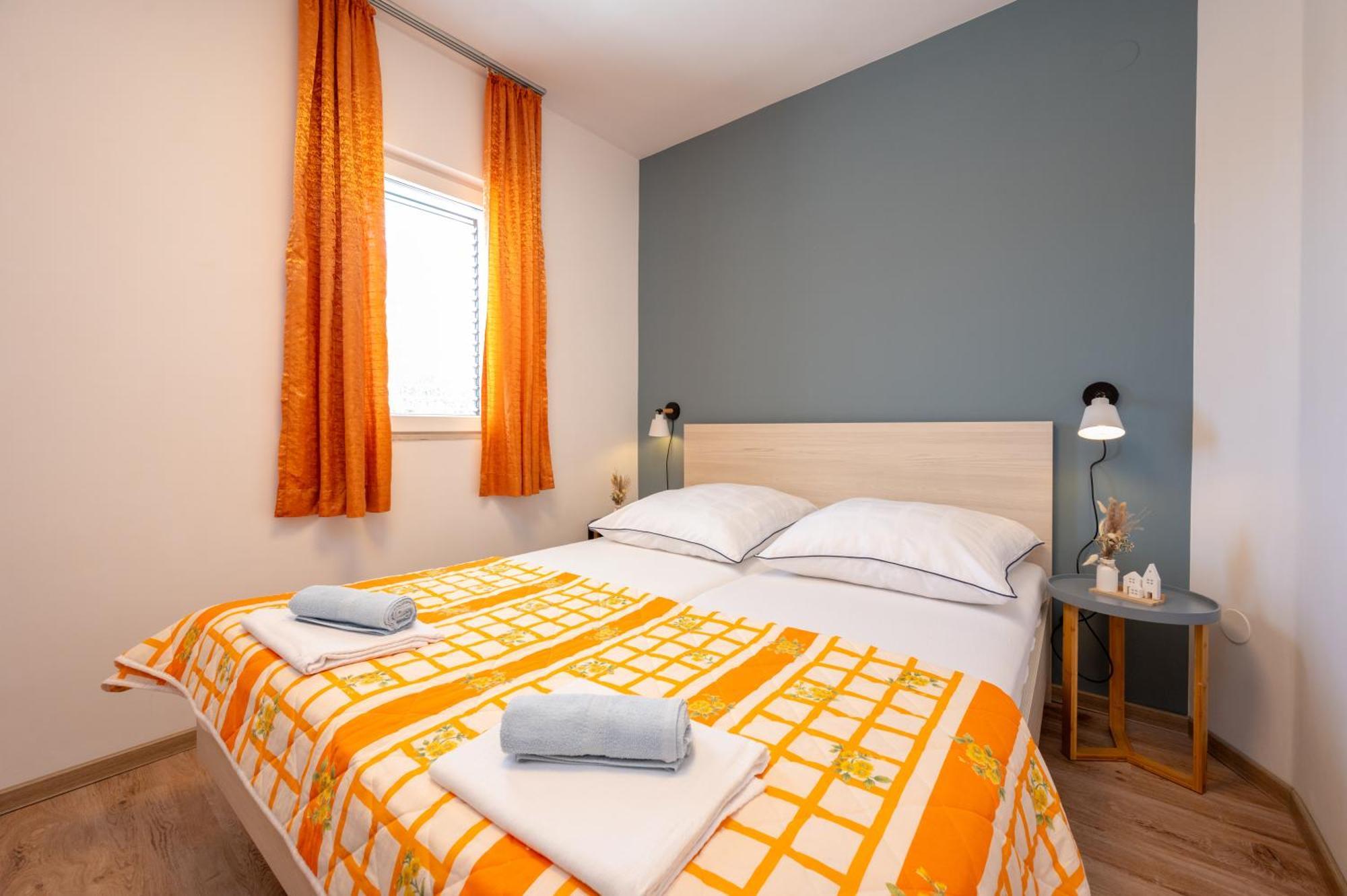 Apartments Zdravko Trogir Exterior foto